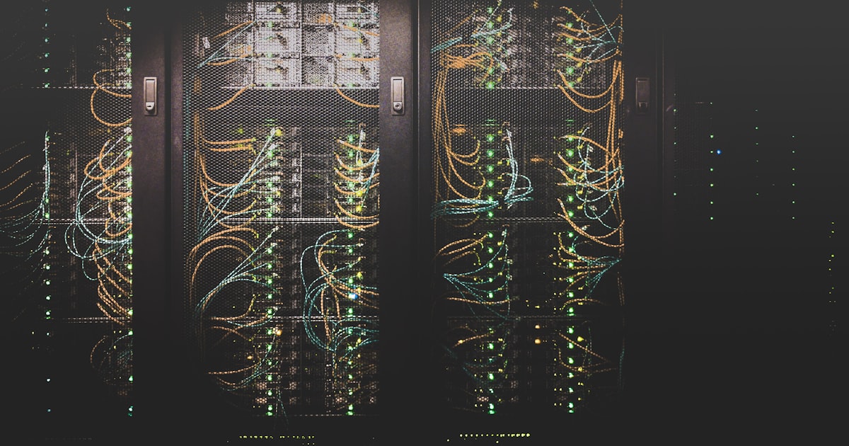 POS Self-Hosted vs Cloud: Mana yang Lebih Aman untuk Toko Anda?